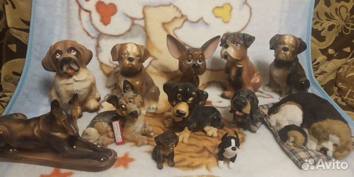 Собаки,копилки,статуетки