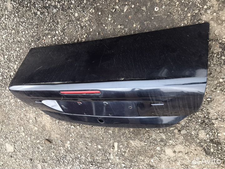 Ford focus 1 крышка багажника седан