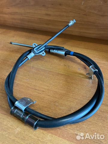 Трос стояночного тормоза правый Toyota Camry 2006