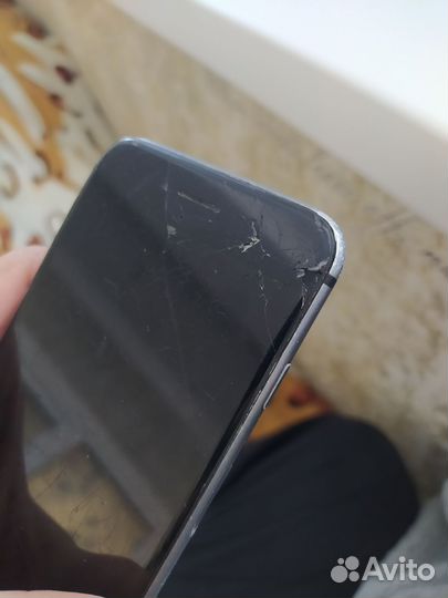 iPhone 8, 64 ГБ