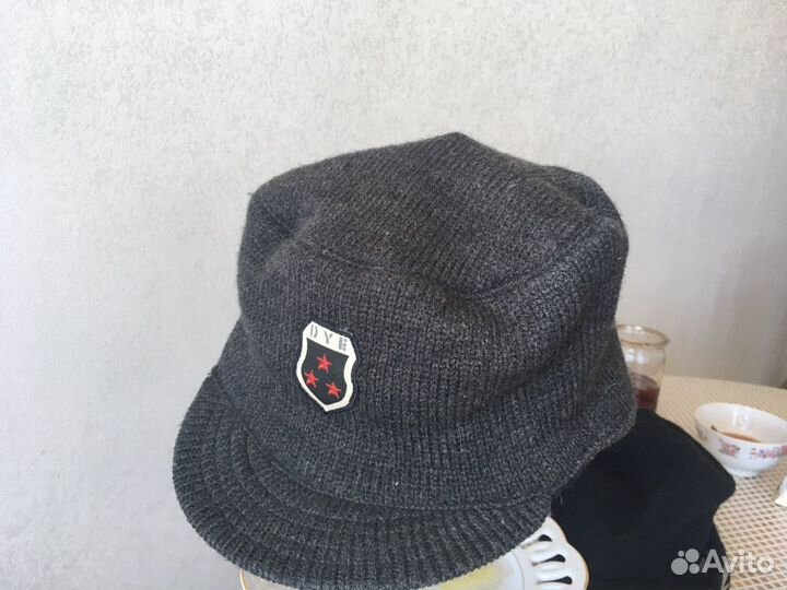 Шапка Dye, Planet eclipse