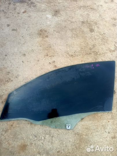 Стекло переднее левое Mazda 3 BK