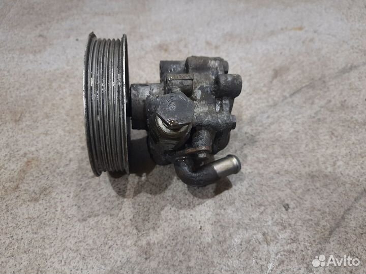 Насос гура 1.8 - 2.0 для VW Golf 4 bora Skoda A4