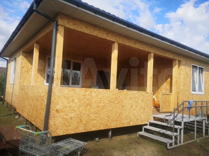 Дом 57 м² на участке 11 сот.