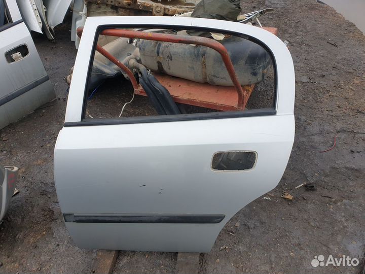 Дверь задняя левая Opel Astra G Астра Г хэтчбек