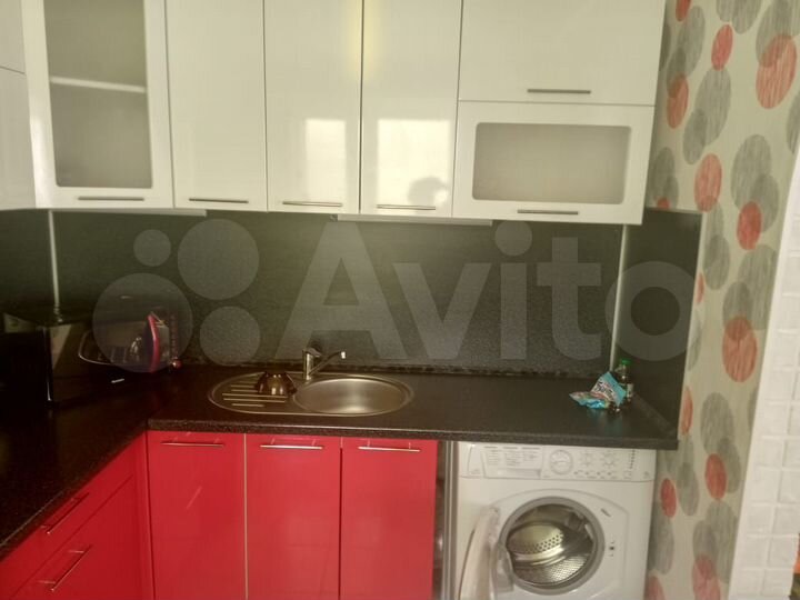 2-к. квартира, 60 м², 3/9 эт.