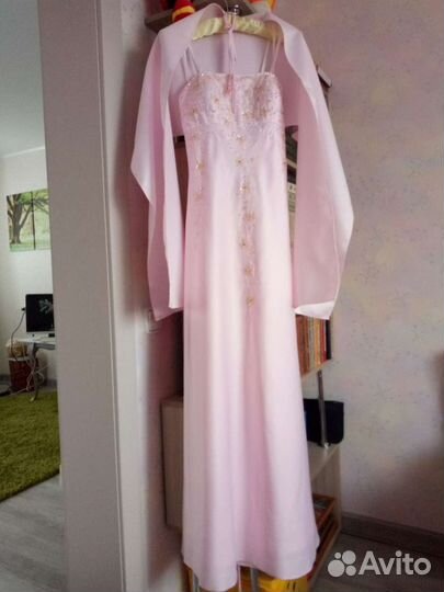 Платье на торжество