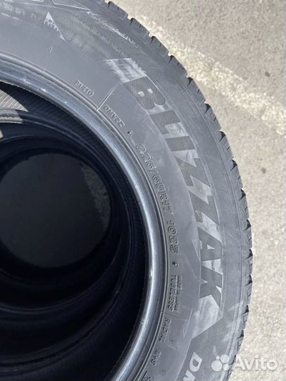 Bridgestone Blizzak DM-V2 255/65 R17