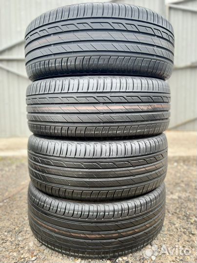 Bridgestone Turanza T001 215/55 R17