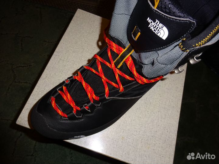 Альпинистские ботинки с Gore-Tex North Face новые