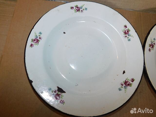 2 старинные,эмалированные,десертные тарелки СССР