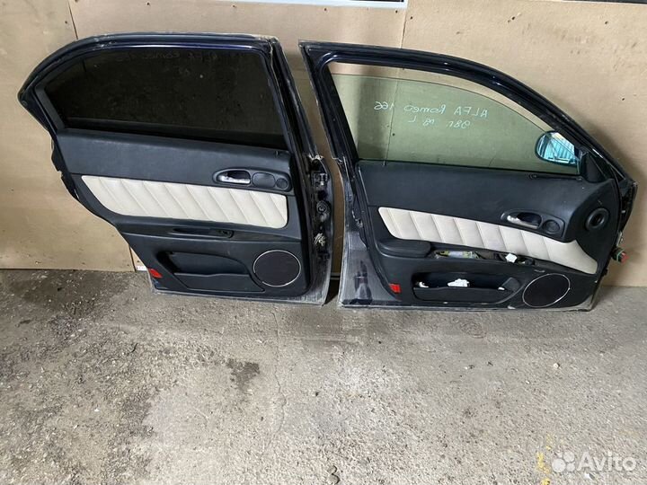 Дверь передняя левая Alfa Romeo 166 в сборе