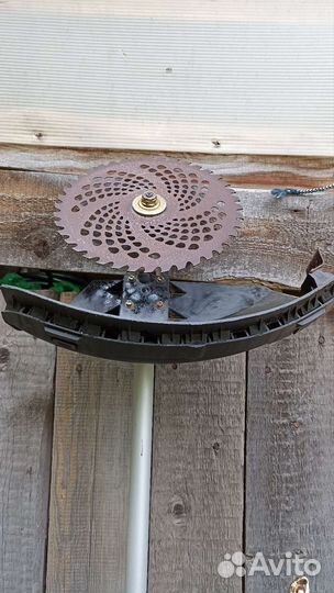 Триммер бензиновый