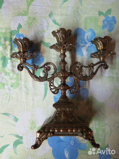 Подсвечник 3-х рожковый,канделябр