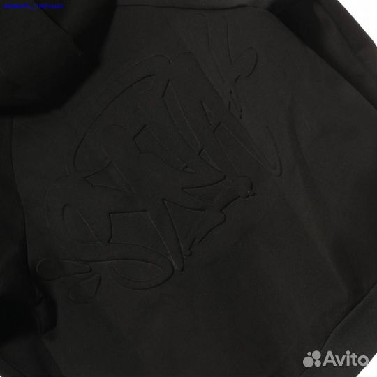 Присоединяйтесь к миру с худи Syna World