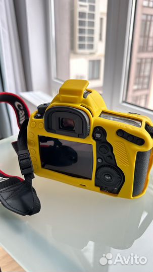 Зеркальный фотоаппарат Canon EOS 5D Mark IV Body