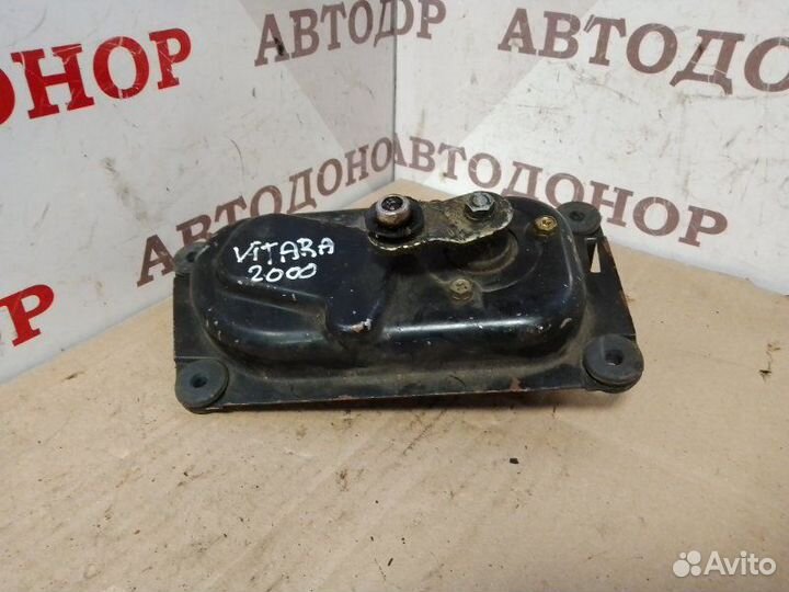 Моторчик дворника передний Suzuki Vitara 2.0 АКПП