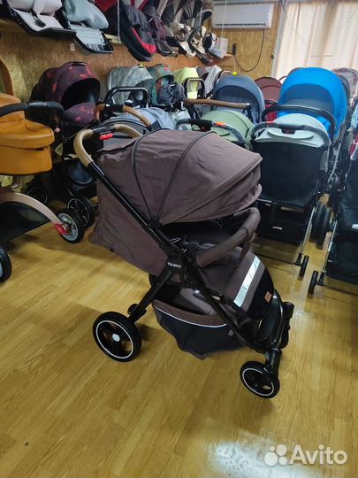 Коляска прогулочная