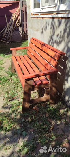 Садовая лавочка