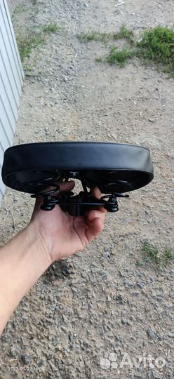 Сиденье для велосипеда широкое