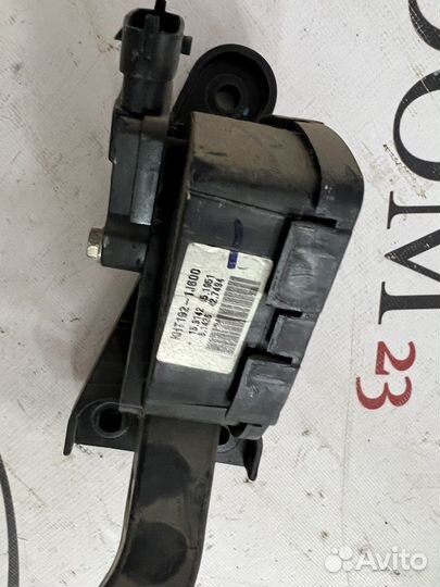 Педаль газа Хендай Солярис 1