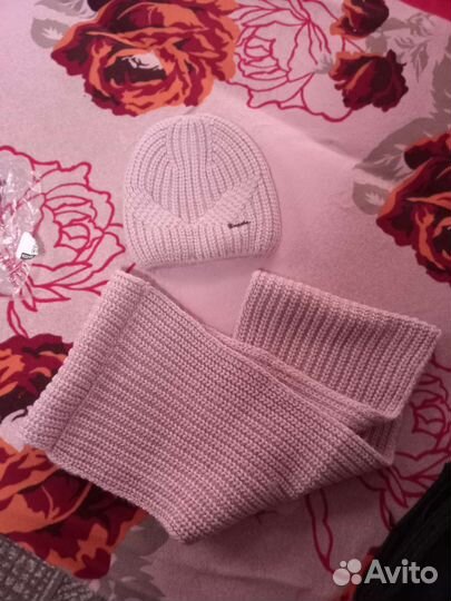 Комплект шапка и шарф женский