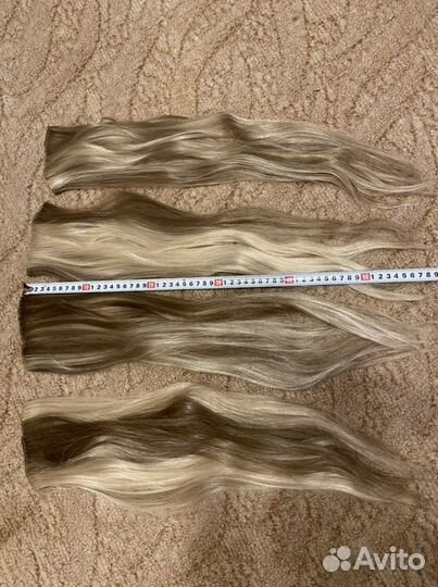 Волосы на заколках