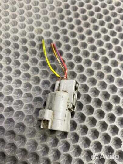 Б/У Фишка датчика скорости (разъем ) Toyota Lite