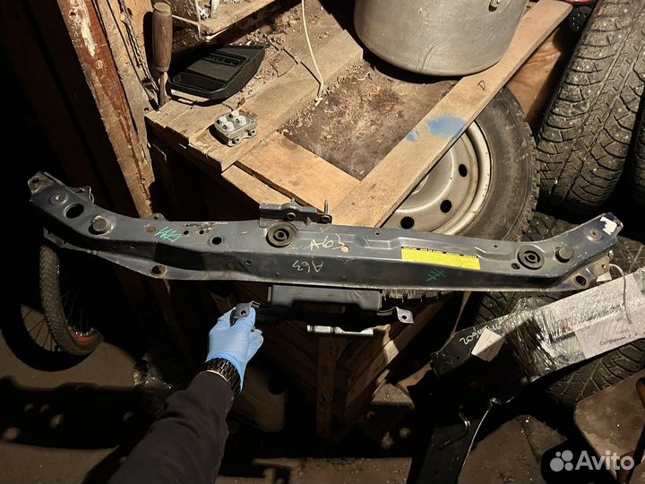 Передняя панель Micra K12 62511-BC61F