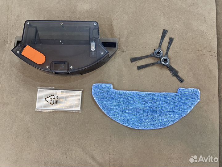 Робот пылесос Polaris pvcr 1229