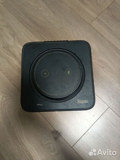 Умная колонка яндекс алиса