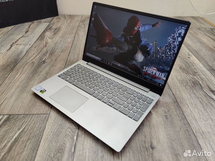 Lenovo ideapad 330S
