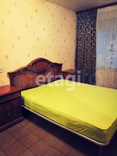3-к. квартира, 50 м², 1/9 эт.