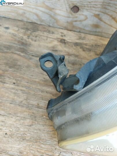 Фара левая Toyota Prius 2 NHW20 2005 81185-47130
