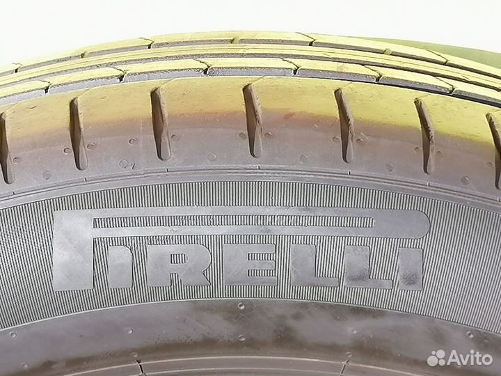 Pirelli P Zero PZ4 245/50 R19