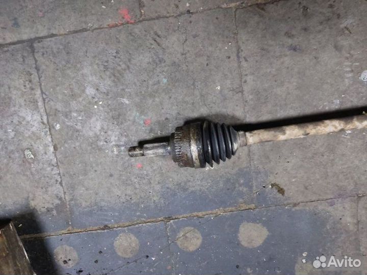 Привод передний правый Geely Emgrand Ec7