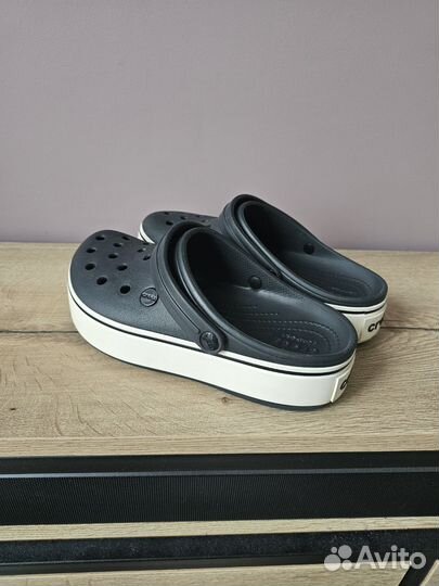 Сабо crocs оригинал 38 чёрные на платформе