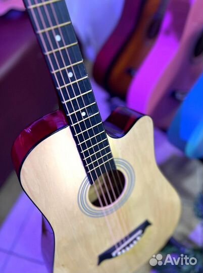 Акустическая гитара Belucci
