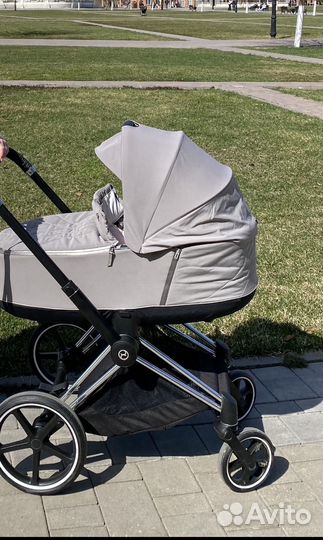 Коляска Cybex Priam III Soho Grey