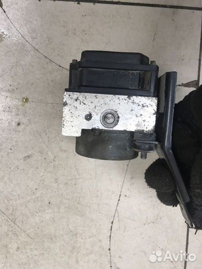 Блок ABS (насос) Nissan Almera