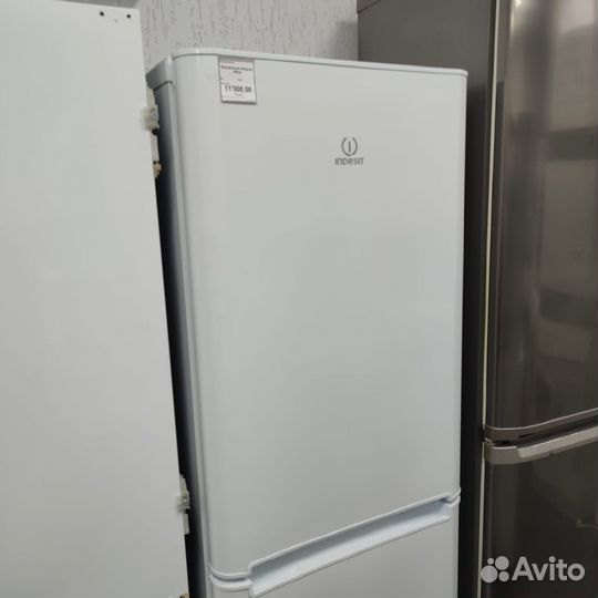 Холодильник б/у Indesit
