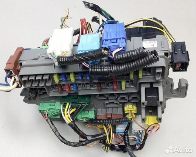 Блок предохранителей Хонда Джаз 2003