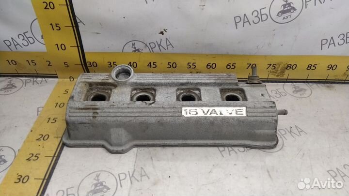 Клапанная крышка Toyota Camry SV30 4SFE