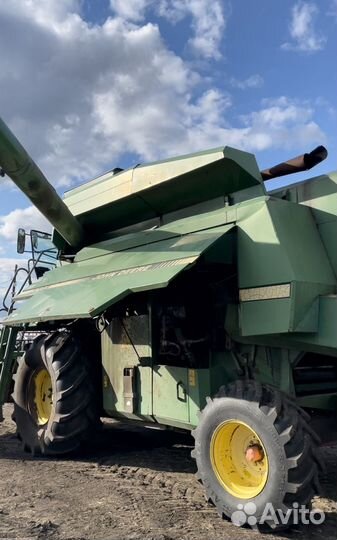 Комбайн John Deere 2000 Series, 1996