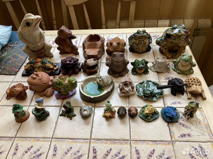 Коллекция лягушек