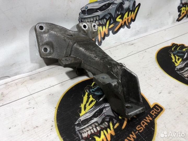 Кронштейн двигателя левый Bmw 3 E36 coupe/ E36/2C