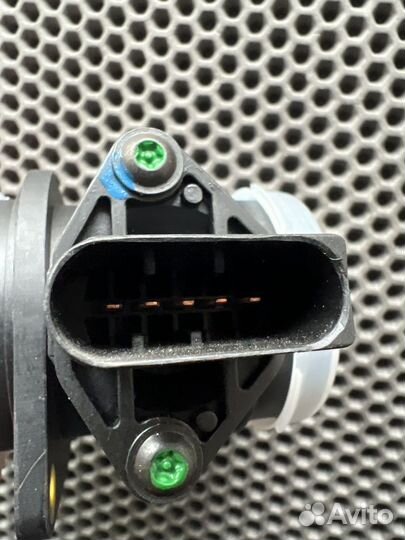 Расходомер воздуха 06A906461D