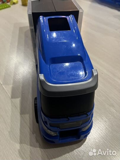 Игрушка грузовик