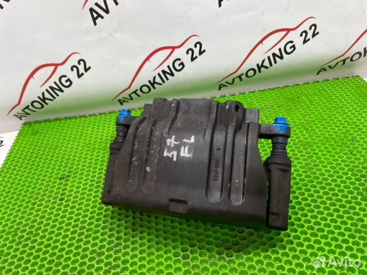 Суппорт тормозной передний левый Chrysler 300C LX