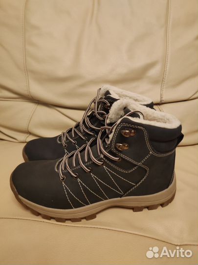 Новые зимние ботинки 41 размер
